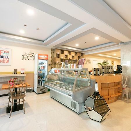 Oyo 171 Amore Hotel Muntinlupa City Dış mekan fotoğraf